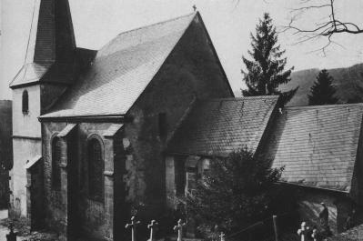  Die alte St. Maximinkirche um 1910 